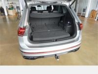 gebraucht VW Tiguan Allspace TSI 2.0 4Mot DSG °R-LINE° 7-Sitzer