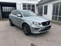 gebraucht Volvo XC60 D5 AWD Momentum R-Design Geartronic