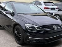 Gebraucht VW Golf Comfortline 131 PS (96 kW) 2018 Limousine
