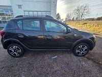 Gebraucht Dacia Sandero Stepway 95 PS (69 kW) 2020 Schwarz Limousine