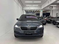 gebraucht Skoda Karoq 20 TDI Style SC DSG Aut. AHK RFK ACC LED Ambie...