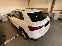 gebraucht Audi Q3 35 TFSI 150 S tronic Nav PDC KeyL SHZ Temp