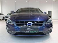 Gebraucht Volvo V60 Ocean Race 181 PS (133 kW) 2015 Blau Kombi