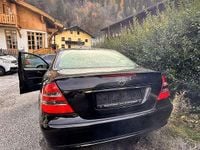 Gebraucht Mercedes E200 Classic 122 PS (89 kW) 2003 Limousine