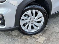 Neu Suzuki SX4 S-Cross 110 PS (80 kW) 2025 Silber SUV