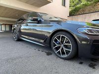 Gebraucht BMW 520 M Sport 190 PS (139 kW) 2022 Grau Limousine