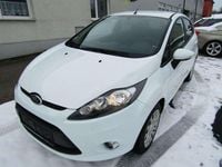 Gebraucht Ford Fiesta Trend 60 PS (44 kW) 2011 Weiß Kleinwagen