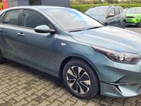 Neu Kia Ceed 140 PS (102 kW) 2025 Grau Kleinwagen