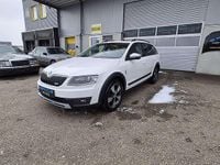 gebraucht Skoda Octavia Combi 20 TDI 4x4 Scout DSG