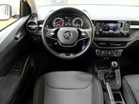 Gebraucht Skoda Fabia Ambition 65 PS (47 kW) 2022 Weiß Kleinwagen