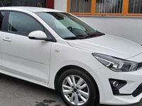 Gebraucht Kia Rio 84 PS (61 kW) 2021 Weiß Limousine