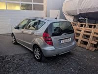 Gebraucht Mercedes A150 97 PS (71 kW) 2004 Silber Kleinwagen