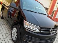 Gebraucht VW Multivan Trendline 150 PS (110 kW) 2017 Schwarz Van