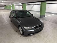 Gebraucht BMW 318 121 PS (88 kW) 2006 Limousine