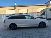 gebraucht Skoda Superb Combi Elegance 20 TDI CR DPF DSG