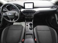 gebraucht Ford Focus Traveller 1,5 EcoBlue Cool & Connect Aut. |LED ...