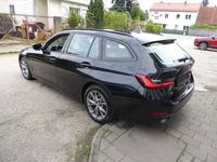 gebraucht BMW 318 d Touring Aut. *LED*CURVED*