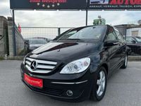 gebraucht Mercedes B200 CDI Sport Aut.*SPORTSITZE*NAVI*LEDER*XENON*1.BES*