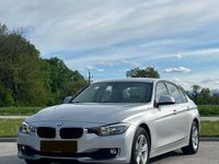 gebraucht BMW 318 318 3er-Reihe d Automatik *90.000km* Limousine