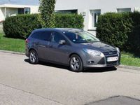 gebraucht Ford Focus Turnier 1.6 TDCi DPF Start-Stopp-System Titanium