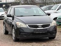 Gebraucht Kia Ceed 90 PS (66 kW) 2012 Kleinwagen