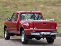 Gebraucht Ford Ranger 160 PS (117 kW) 2000 Rot Abholung