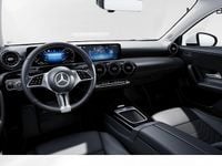 Gebraucht Mercedes A180 Edition 136 PS (100 kW) 2024 Weiß Limousine