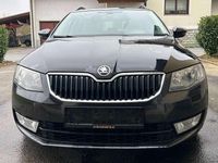 gebraucht Skoda Octavia Octavia Combi 2,0 Elegance TDI Green tec Elegance
