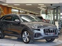 Gebraucht Audi Q8 S-Line 340 PS (250 kW) 2021 Grau SUV