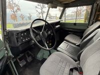 gebraucht Land Rover Defender in gutem Zustand