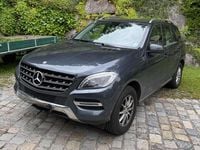 Gebraucht Mercedes ML350 258 PS (189 kW) 2013 Blau SUV