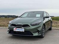 Neu Kia Ceed Silver 140 PS (102 kW) 2025 Grün Kleinwagen