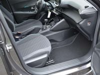 Gebraucht Peugeot 2008 Style 110 PS (80 kW) 2022 Grau SUV