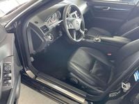 Gebraucht Mercedes C180 Elegance 156 PS (114 kW) 2010 Kombi