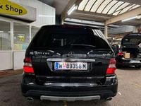Gebraucht Mercedes ML320 224 PS (164 kW) 2010 Schwarz SUV