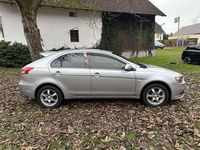 Gebraucht Mitsubishi Lancer Sportback Invite 109 PS (80 kW) 2010 Silber Limousine