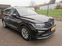 gebraucht VW Tiguan Life TSI ACT DSG mit einer Top Ausstattung