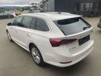 gebraucht Skoda Octavia Combi 2,0 TDI Style TEMP NAIV LED PDC SH4 RÜFAK...