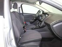 Gebraucht Ford Focus Titanium 120 PS (88 kW) 2017 Silber Limousine