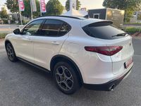 gebraucht Alfa Romeo Stelvio Super 2,0 Automatik Q4 *Panoramadach Sportsitze*