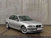 Gebraucht BMW 323 170 PS (125 kW) 1999 Silber Limousine