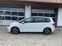 Gebraucht VW Touran Comfortline 150 PS (110 kW) 2023 Weiß Van / Kleinbus