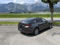 Neu Mazda 3 140 PS (102 kW) 2025 Grau Limousine