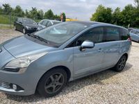 gebraucht Peugeot 5008 16 HDI Exclusive FAP