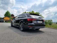 gebraucht Audi A4 Avant 2,0 TDI Sport S-tronic