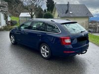 gebraucht Skoda Octavia Combi 20 Ambition TDI 4x4 Green tec