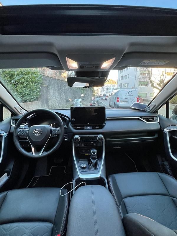 Gebraucht Toyota RAV4 Hybrid 222 PS (163 kW) 2023 SUV