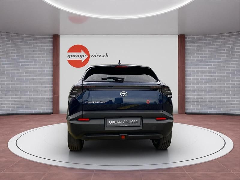 Neu Toyota Urban Cruiser Trend 127 kW (174 PS) 2025 Blau SUV