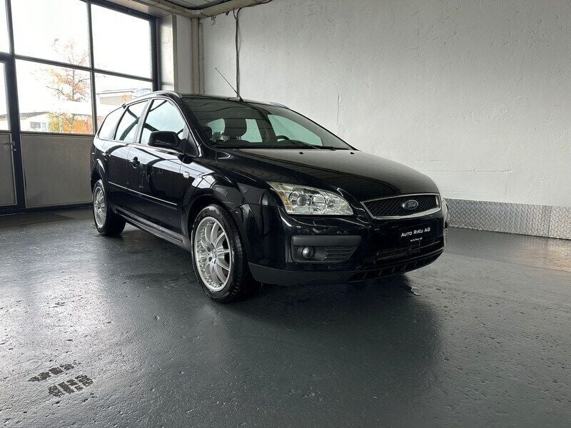 Gebraucht Ford Focus Ghia 136 PS (100 kW) 2005