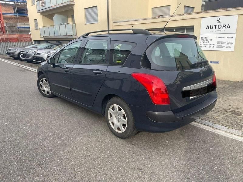 Gebraucht Peugeot 308 SW 112 PS (82 kW) 2011 Kombi